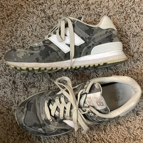 New Balance 574 Camo Sneakers size 8.5 - Picture 4 of 6